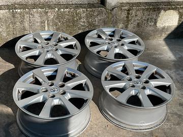 Cerchi in lega 17 pollici