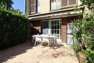 VILLA A SCHIERA A TERNI