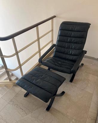 poltrona chaise longue di pelle 
