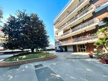 Appartamento quarto con terrazzo box e posto auto