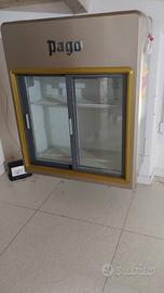 frigorifero Pago per bibite 
