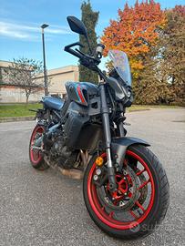 MT-09 Storm Fluo + bauletto originale