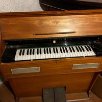Armonium a pedali vintage – Del Marco (Trento)