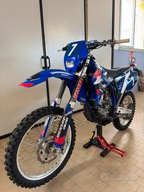 Yamaha wrf 250 Leggere Descrizione
