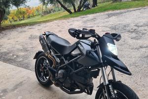 Ducati hypermotard 796