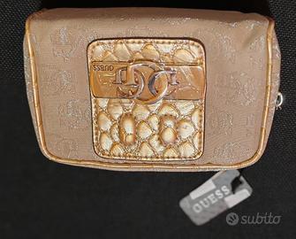 Pochette guess
