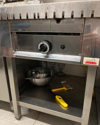 Fry top a gas