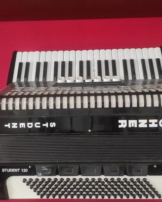 Fisarmonica Hohner Student 41/120 in terza