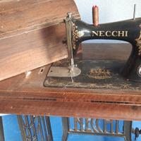 macchina da cucire Necchi