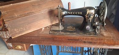 macchina da cucire Necchi