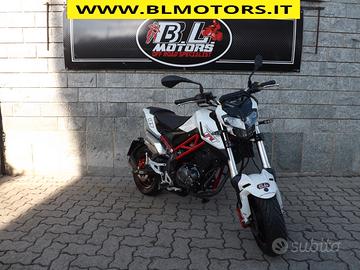 Moto Benelli TNT 125 - 2018