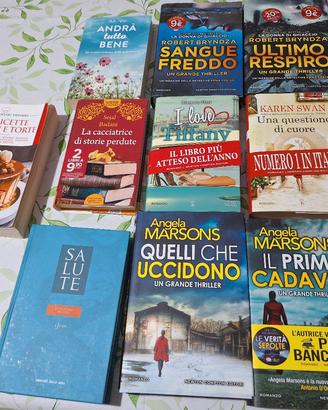10 Libri thriller - romantici, ritiro a Pomezia