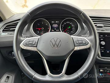 Volkswagen - Tiguan - 2.0 tdi Life 150cv dsg