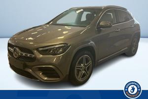 Mercedes-Benz GLA 250 E PLUG-IN HYBRID AUTOMA...