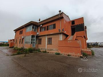 Terreno edificato di ca. 8.000 mq c/o Viale Elmas