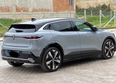 MEGANE E-TECH 100% ELETTRICA