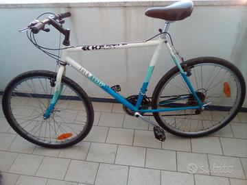 MOUNTAIN BIKE