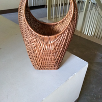 Cesta vintage e asse da stiro