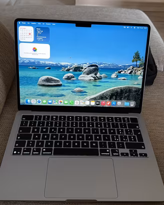 2026 MacBook Air 13" M5 24GB RAM 512GB