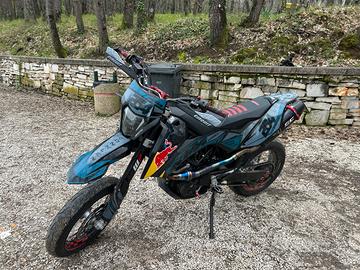 KTM SMC 690