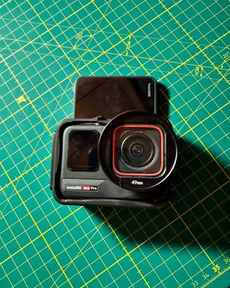 INSTA 360 ACE PRO - COME NUOVA + ACCESSORI !!