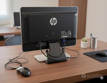 Monitor HP 19” con Tastiera e Mouse