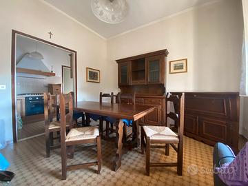 Tinello in legno massiccio