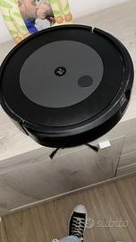 Robot aspirapolvere