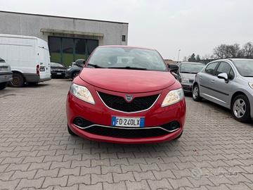 Lancia Ypsilon 1.2 69 CV 5 porte Platinum