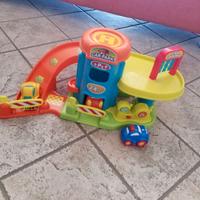 parcheggio per macchinine