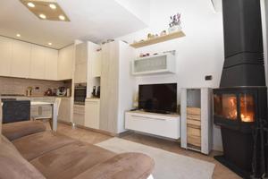Appartamento di 87 m² con 3 locali e box auto a Ca