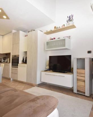 Appartamento di 87 m² con 3 locali e box auto a Ca