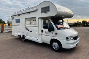 Mobilvetta Top Dealer 2.8 jtd