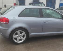 AUDI A3 2ª serie - 2004