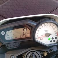 Yamaha FZ8 - 2015
