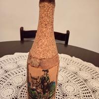 BOTTIGLIA ARREDO IN SUGHERO CON IMMAGINE SARDA