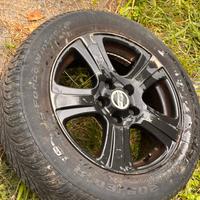 Cerchi da 16 pollici  con gomme al 50% /205 60 16/