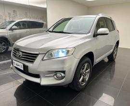 TOYOTA RAV 4 RAV4 Crossover 2.2 D-4D 150 CV Loun