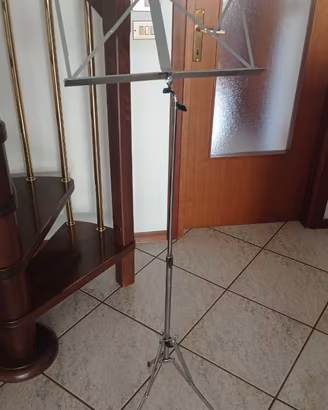 Coppia di leggio per spartiti musicali