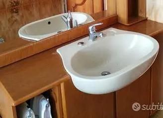 Base mobile bagno con lavabo
