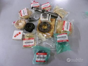 Ingranaggi Cambio SUZUKI GSX GSF 600 650 750 NUOVI