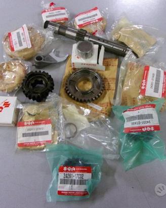 Ingranaggi Cambio SUZUKI GSX GSF 600 650 750 NUOVI