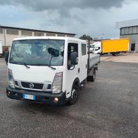 Nissan Cabstar NT 400 doppia cabina Euro 6