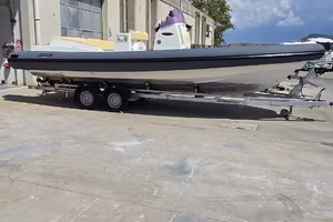 Selva 840 exclusive con Honda 250cv
