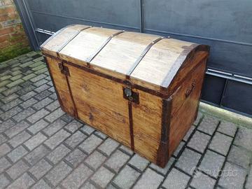 baule antico restaurato 