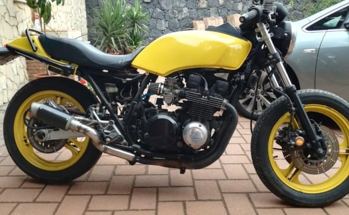 Kawasaki GPZ 750 unitrack