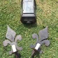 Lampadari in ferro vecchi