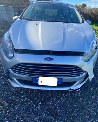 Ford Fiesta 1.2 benzina anno 2012
