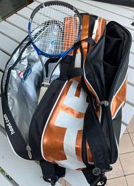 Borsone e racchetta tennis