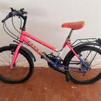 Bicicletta , solo da gonfiare le gomme